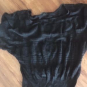 White & Black short sleeve sweater